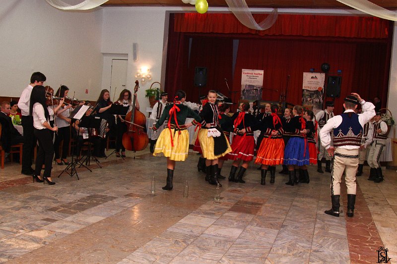 Ples 2016   30.JPG