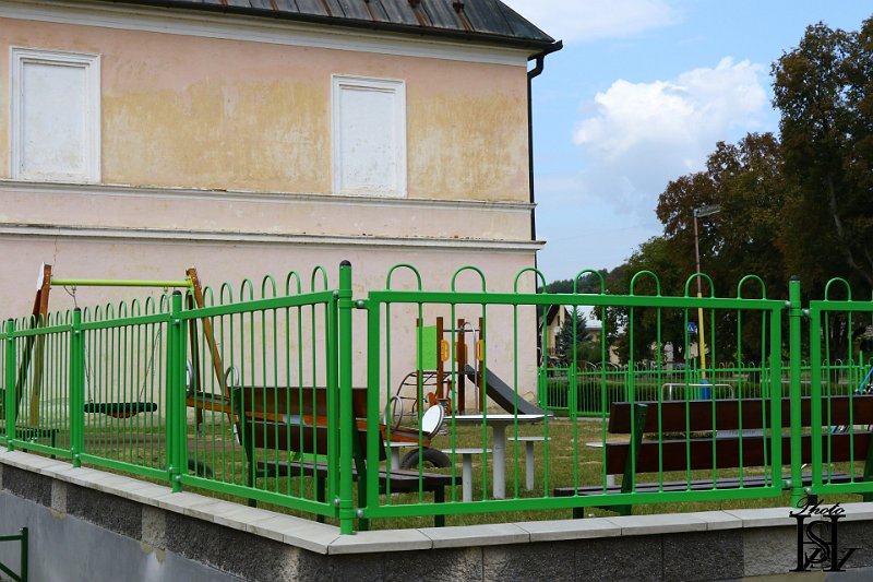 Vystavba ihriska 106.JPG