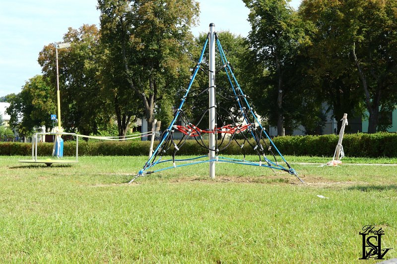 Vystavba ihriska 64.JPG