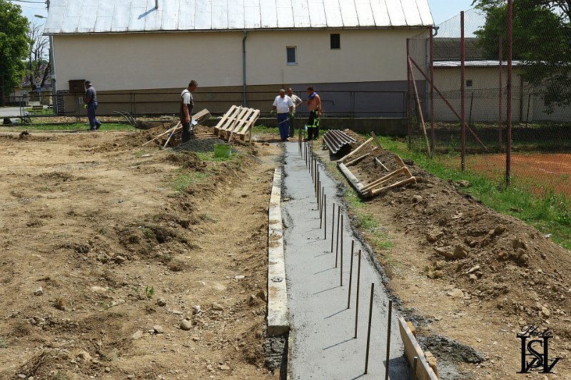 Vystavba ihriska 9.JPG
