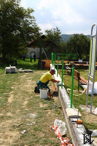 Vystavba ihriska 92.JPG