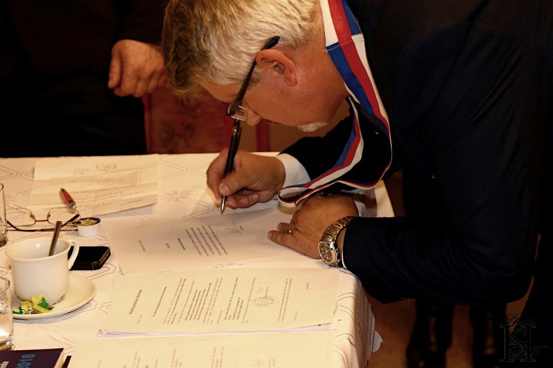 Ustanovujuca schodza 22.jpg