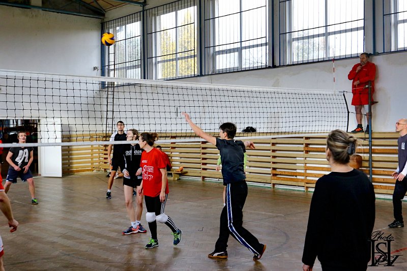 Volejbal-hasici 19.jpg