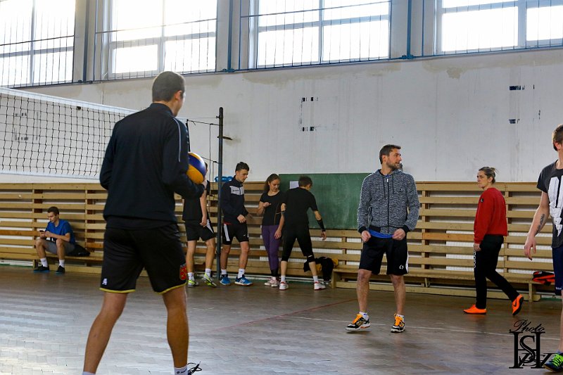 Volejbal-hasici 9.jpg