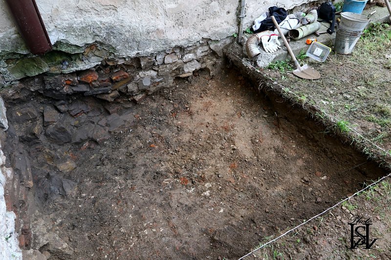 Geologicky preskum 2.jpg
