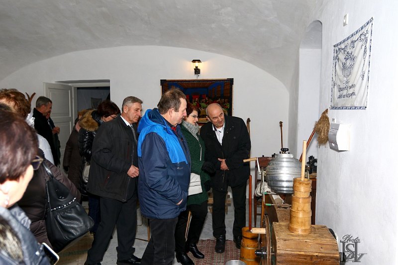 Dochodcove PL 40.jpg