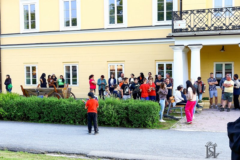 Stavanie maja 22.jpg