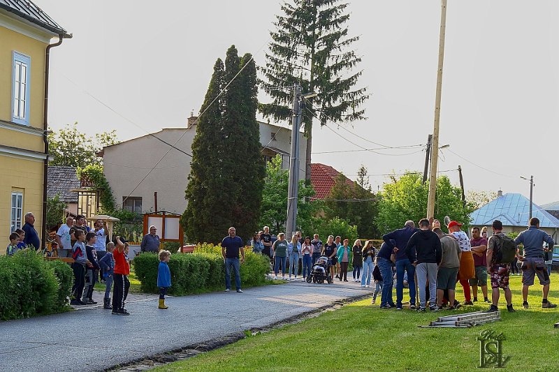 Stavanie maja 36.jpg