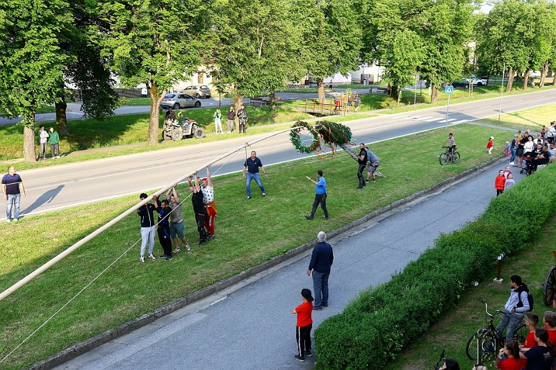 Stavanie maja 46.jpg