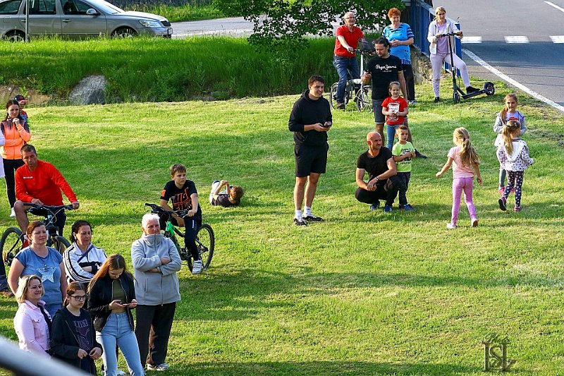 Stavanie maja 48.jpg