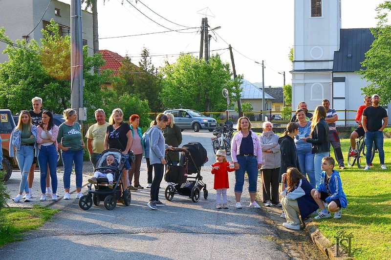 Stavanie maja 65.jpg