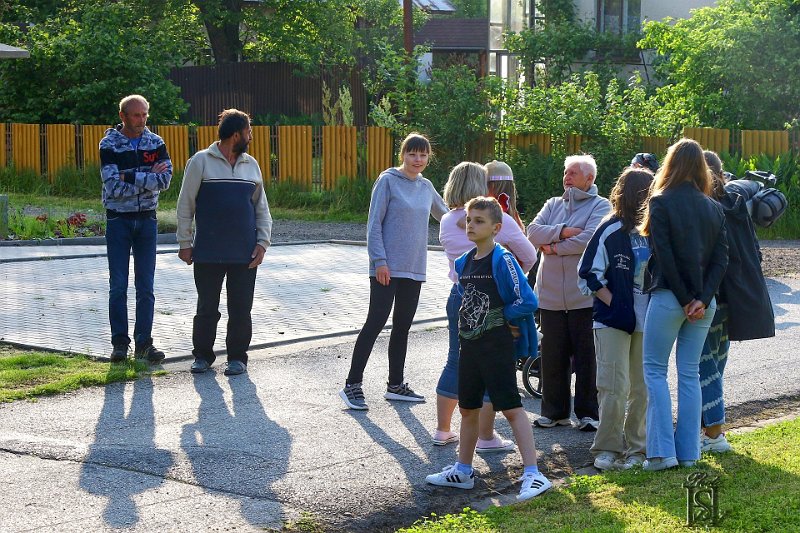 Stavanie maja 80.jpg